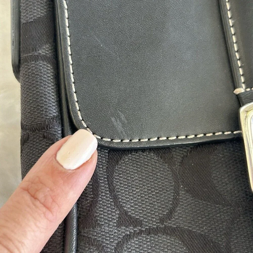 Y2K‎ Coach Black Shoulder Bag Crossbody Swingpack Signature L0R-6098 CLEAN!
